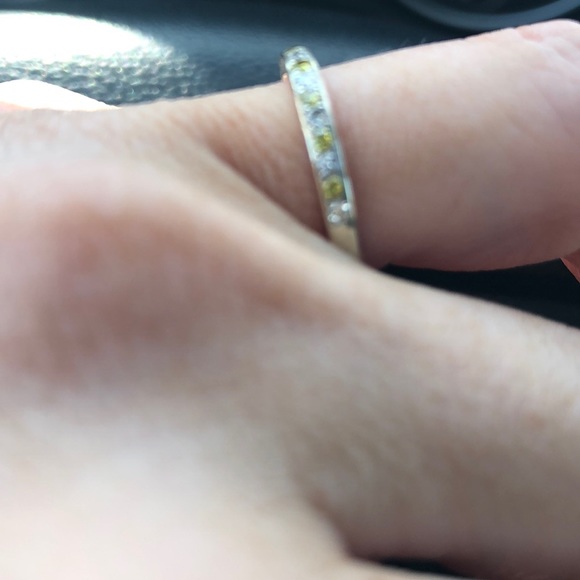 18KT WHITE GOLD CANARY/WHITE DIAMOND VS RING - Picture 4 of 5